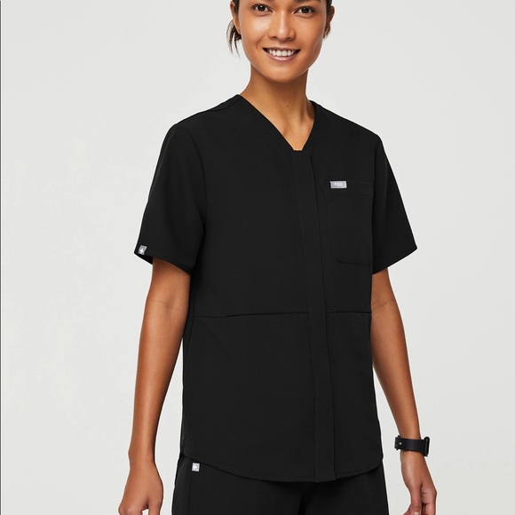 Figs Tops - FIGS Masaya scrub top.